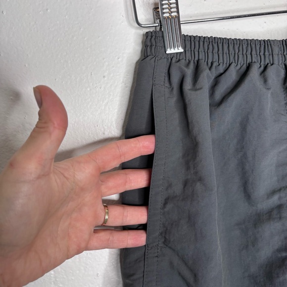 Patagonia Gray Baggies Athletic Shorts Size XS - Picture 4 of 10